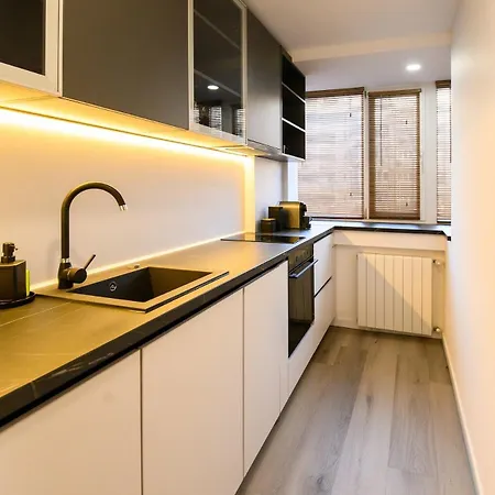 Friendly Apartment In Bucharest Exterior photo